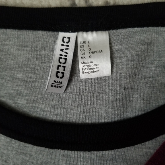 H&M Divided Baseball Tee Bundle of 2 Sz L - Picture 11 of 12